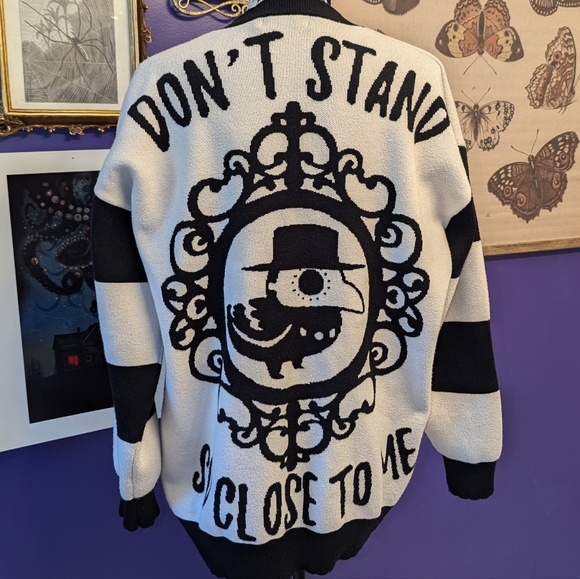 Oversized Gothic Cardigan 🖤 - Picture 6 of 10